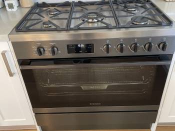 Supreme Kitchens And Joinery